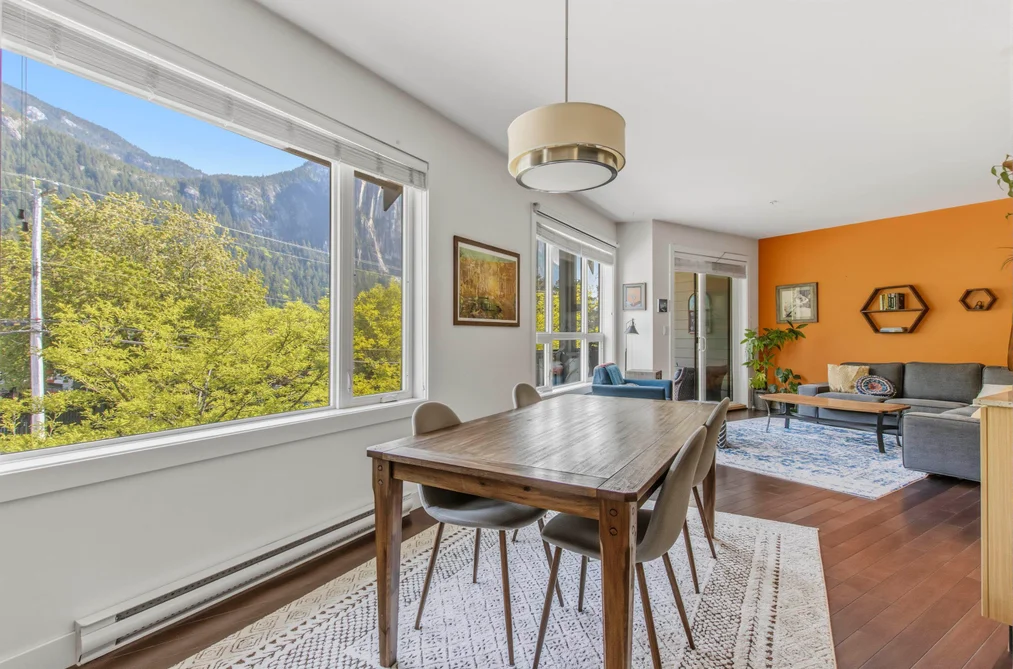 Condo for sale at 208 1909 Maple Drive Squamish British Columbia - MLS: R3121577