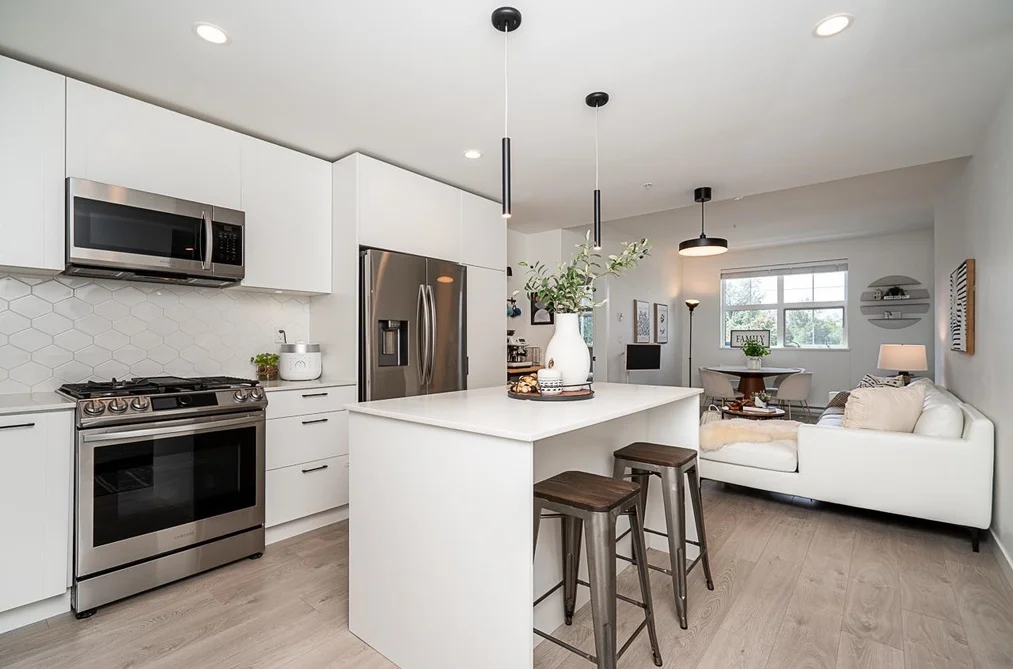 Condo for sale at 208 20019 83a Avenue Langley British Columbia - MLS: R3146760