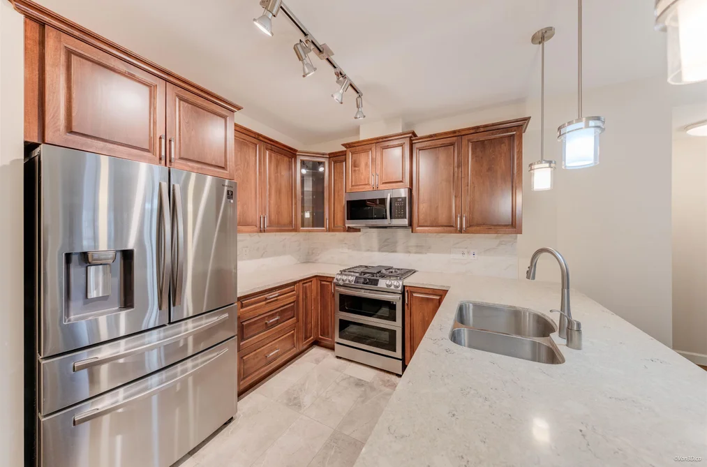 208 20325 85 AVENUE, Langley BC V3Y 2C2, Langley BC — Residential for Sale - Photo 3