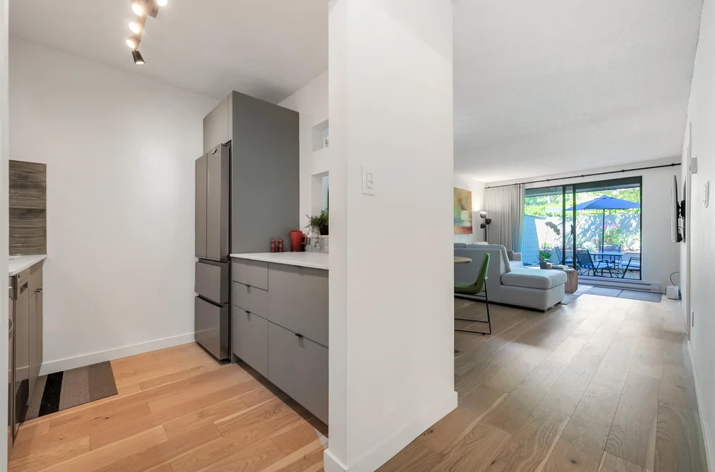 208 2119 BELLEVUE AVENUE, West Vancouver BC V7V 1C2, West Vancouver BC — Residential for Sale - Photo 4