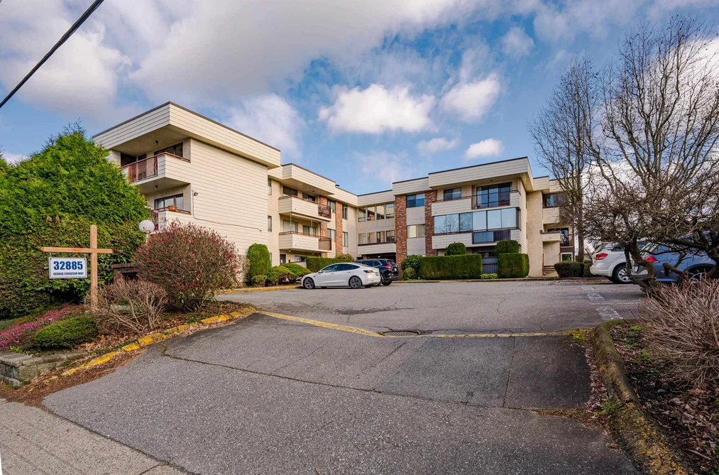 208 32885 GEORGE FERGUSON WAY, Abbotsford BC V2Z 1A5, Abbotsford BC — Residential for Sale - Photo 2