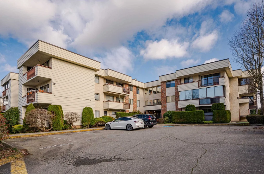 208 32885 GEORGE FERGUSON WAY, Abbotsford BC V2Z 1A5, Abbotsford BC — Residential for Sale - Photo 3
