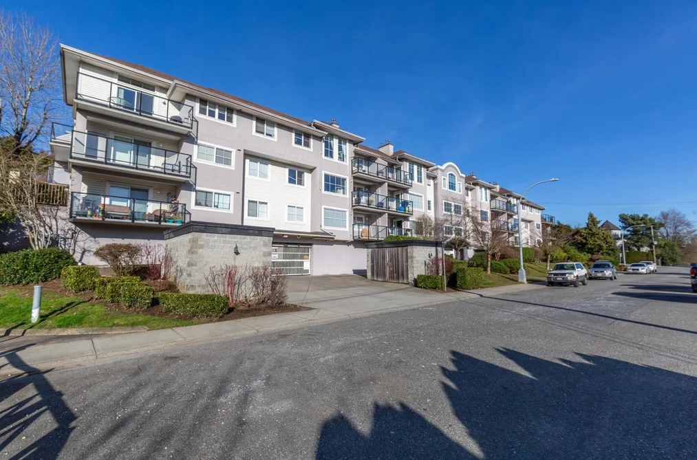 Condo for sale at 208 33599 2 Avenue Mission British Columbia - MLS: R3092473