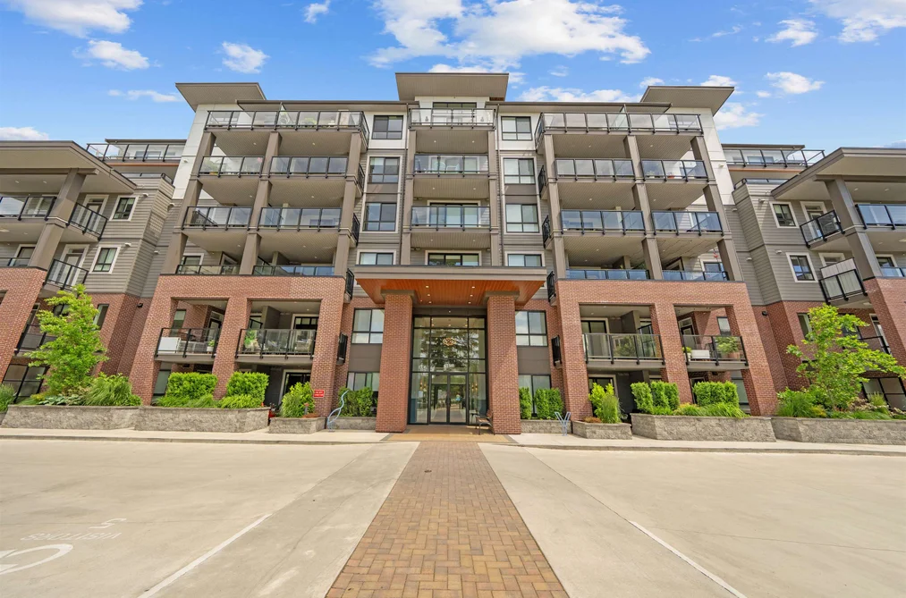 Condo for sale at 208 45511 Campus Drive Chilliwack British Columbia - MLS: R3130219