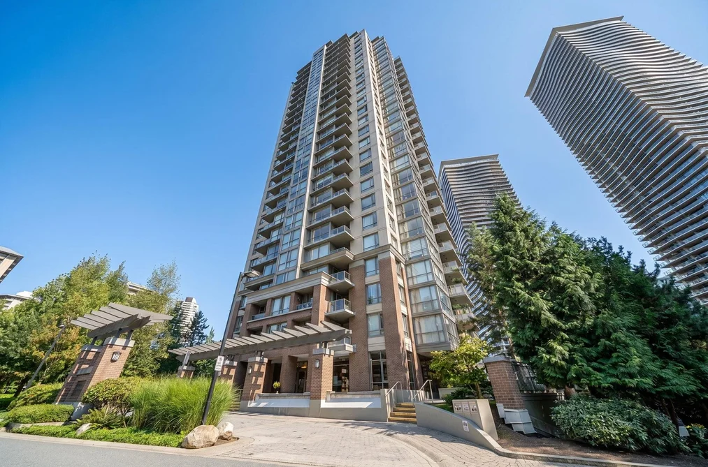 Condo for sale at 208 4888 Brentwood Drive Burnaby British Columbia - MLS: R3159995