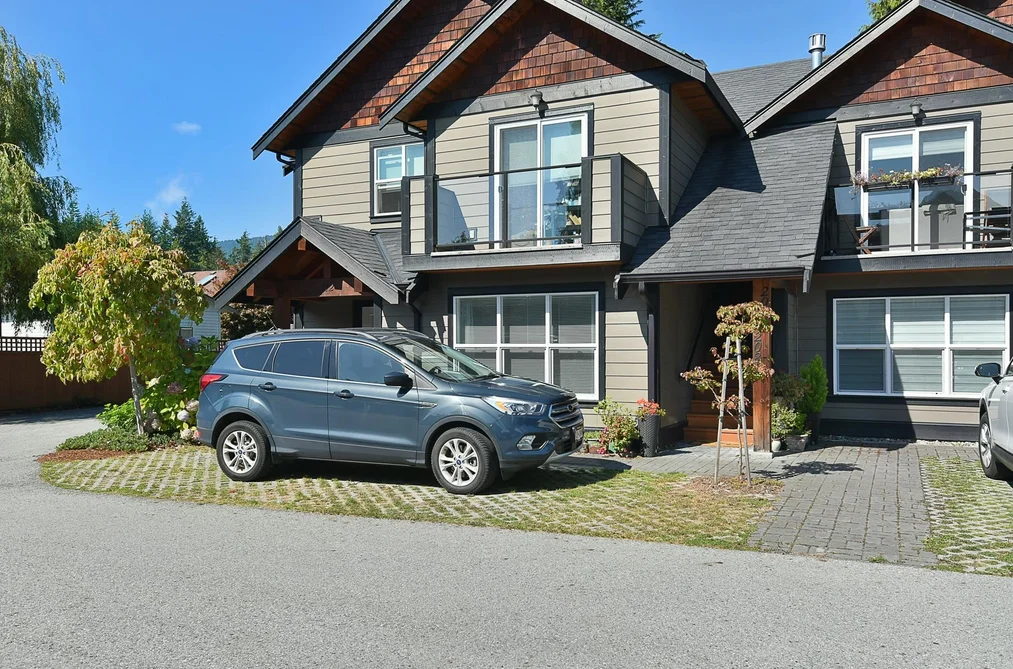 Condo for sale at 208 518 Shaw Road Gibsons British Columbia - MLS: R3165605