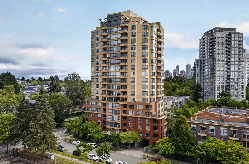 Condo for sale at 208 5288 Melbourne Street Vancouver British Columbia - MLS: R3133404