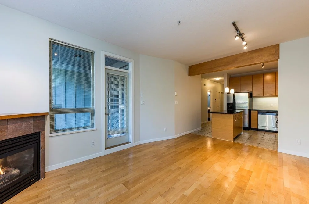 208 560 RAVEN WOODS DRIVE, North Vancouver BC V5G 2T3, North Vancouver BC — Residential for Sale - Photo 2