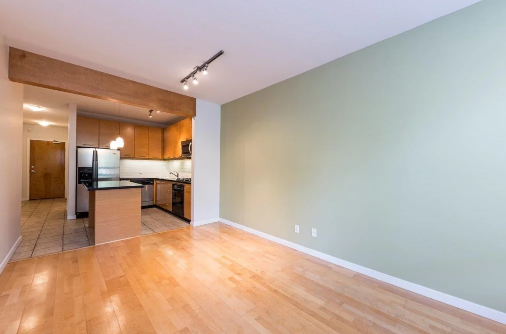 208 560 RAVEN WOODS DRIVE, North Vancouver BC V5G 2T3, North Vancouver BC — Residential for Sale - Photo 3
