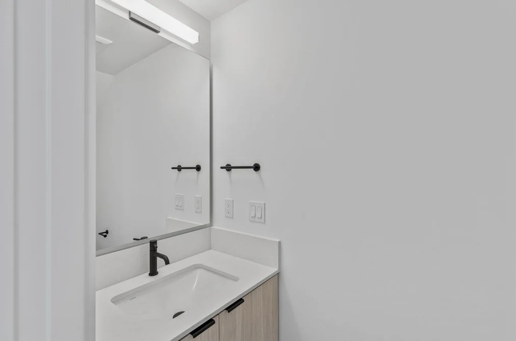 208 921 GRANT STREET, Coquitlam BC V3J 0S2, Coquitlam BC — Residential for Sale — Photo 11 of 16