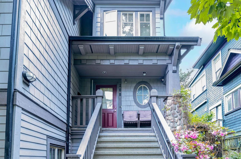 208 W 13TH AVENUE, Vancouver BC V5Y 1V9, Vancouver BC — Residential for Sale - Photo 2
