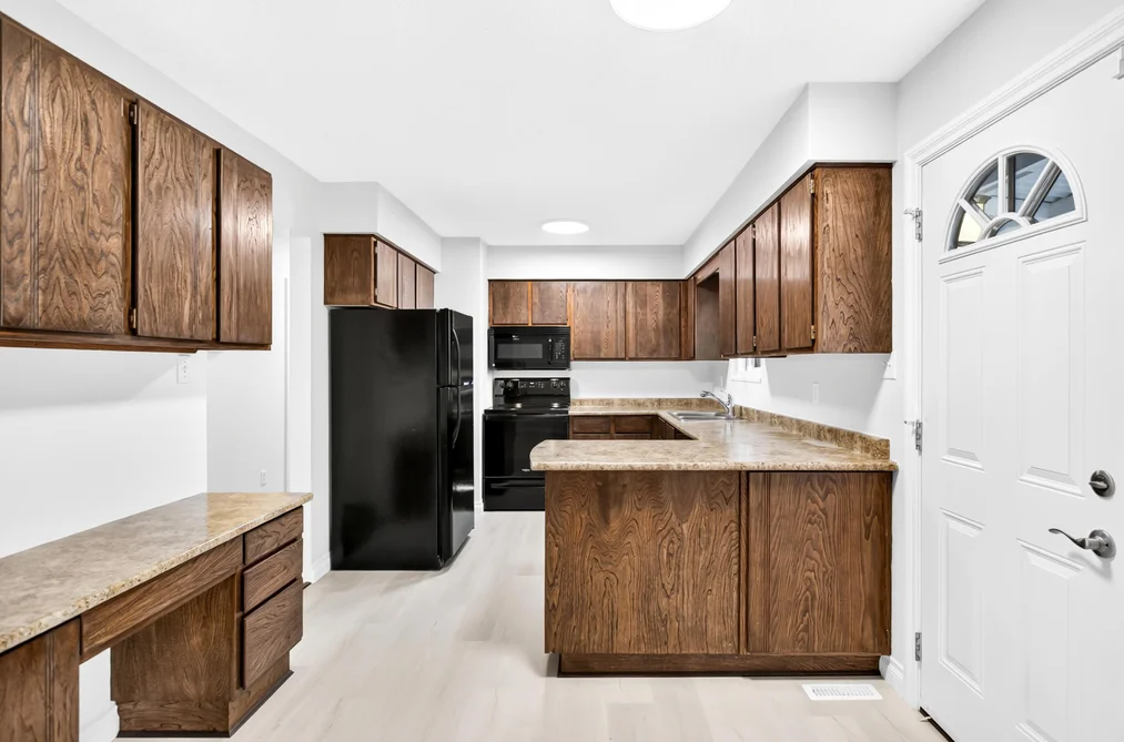 20800 CAMWOOD AVENUE, Maple Ridge, BC — Residential for Sale — Photo 11 of 40