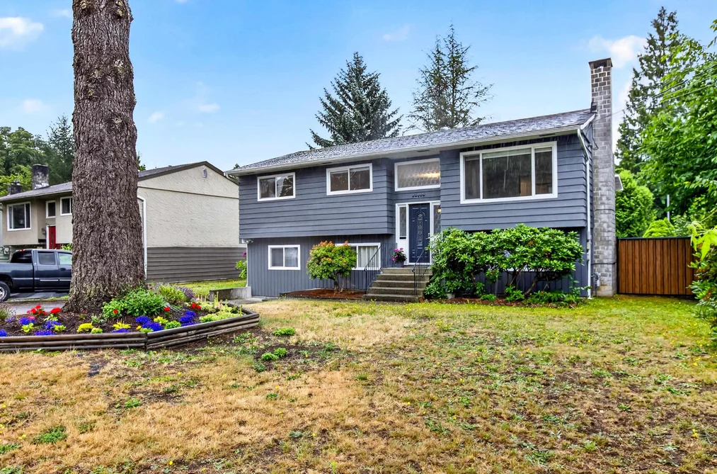 20800 CAMWOOD AVENUE, Maple Ridge, BC — Residential for Sale - Photo 2