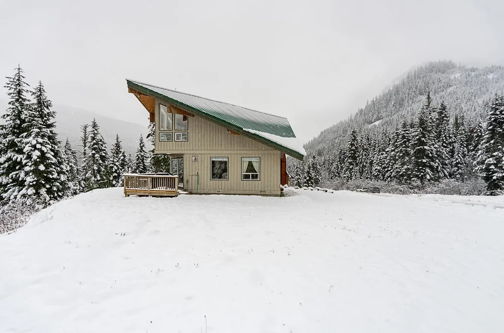 House for sale at 20806 Sakwi Creek Road Mission British Columbia - MLS: R3072999
