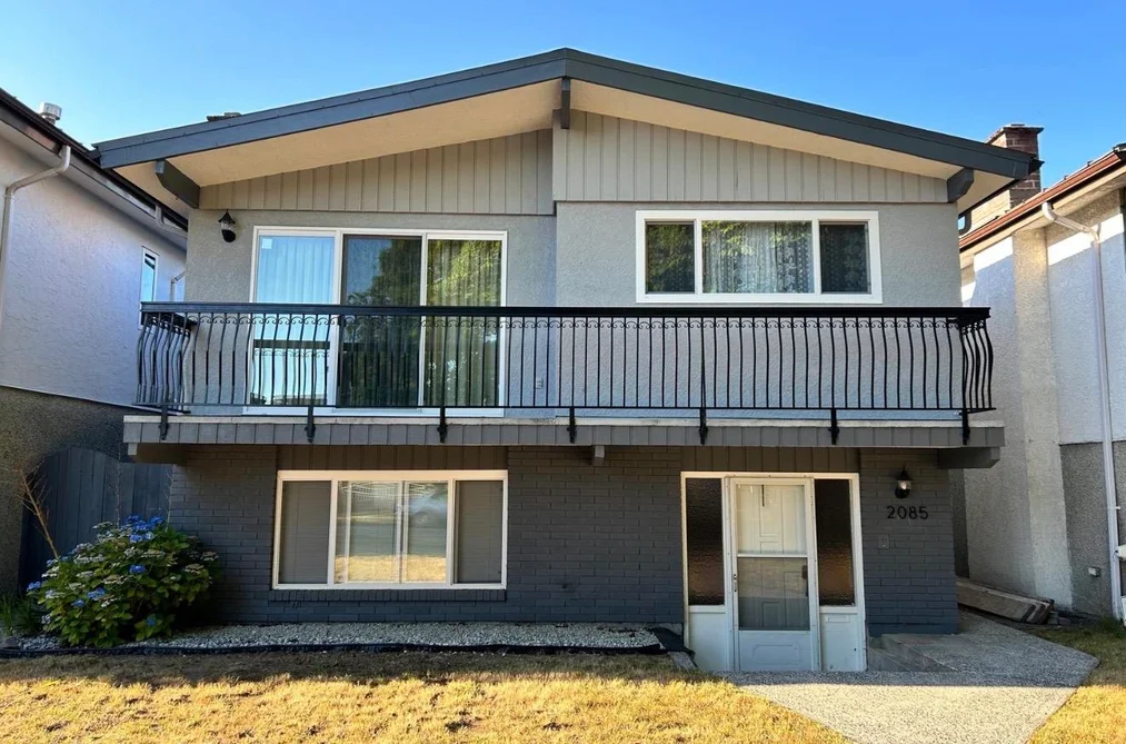 House for sale at 2085 Waverley Avenue Vancouver British Columbia - MLS: R3113704