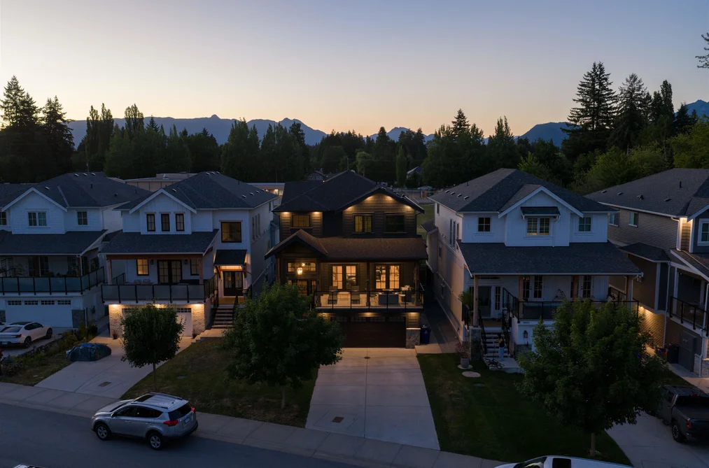 20859 GOLF LANE, Maple Ridge BC V2X 1M1, Maple Ridge BC — Residential for Sale - Photo 2