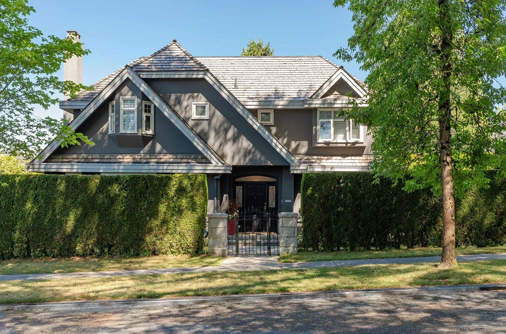 House for sale at 2087 W 18th Avenue Vancouver British Columbia - MLS: R3151151