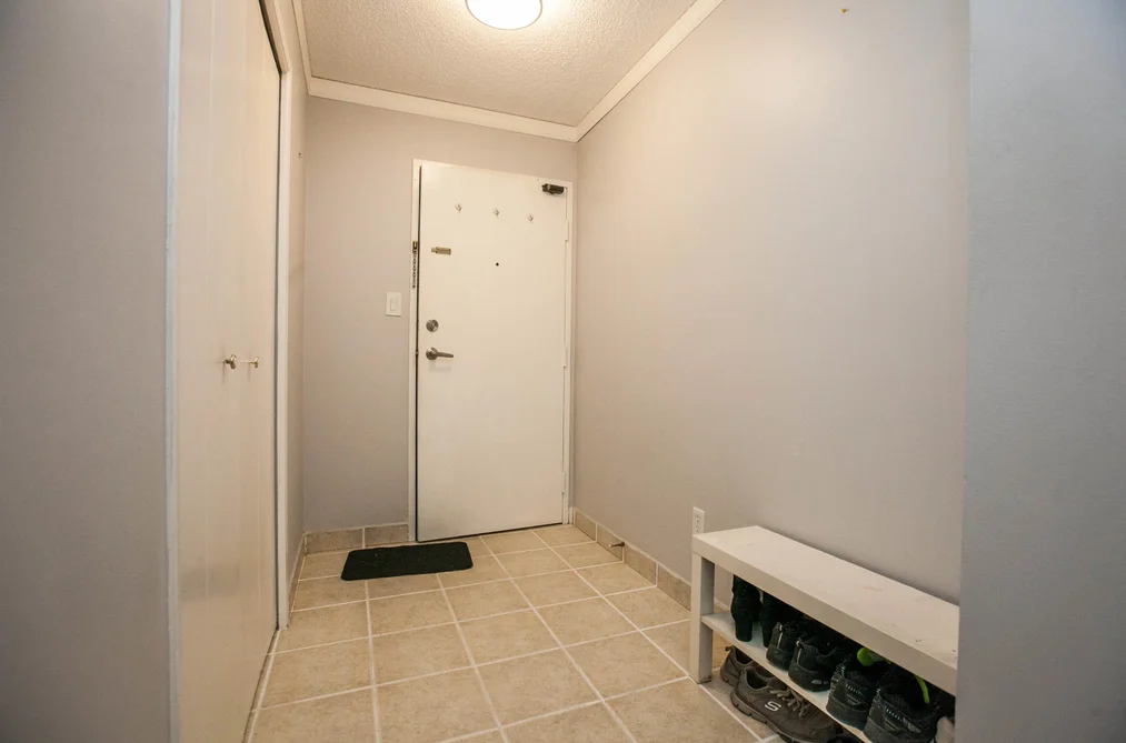 209 1050 HOWIE AVENUE, Coquitlam BC V3J 1T6, Coquitlam BC — Residential for Sale - Photo 2
