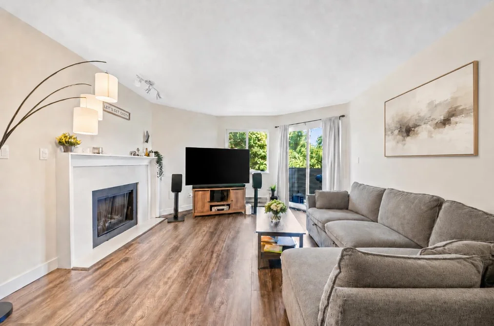 209 11963 223 STREET, Maple Ridge BC V2X 5Y4, Maple Ridge BC — Residential for Sale - Photo 2