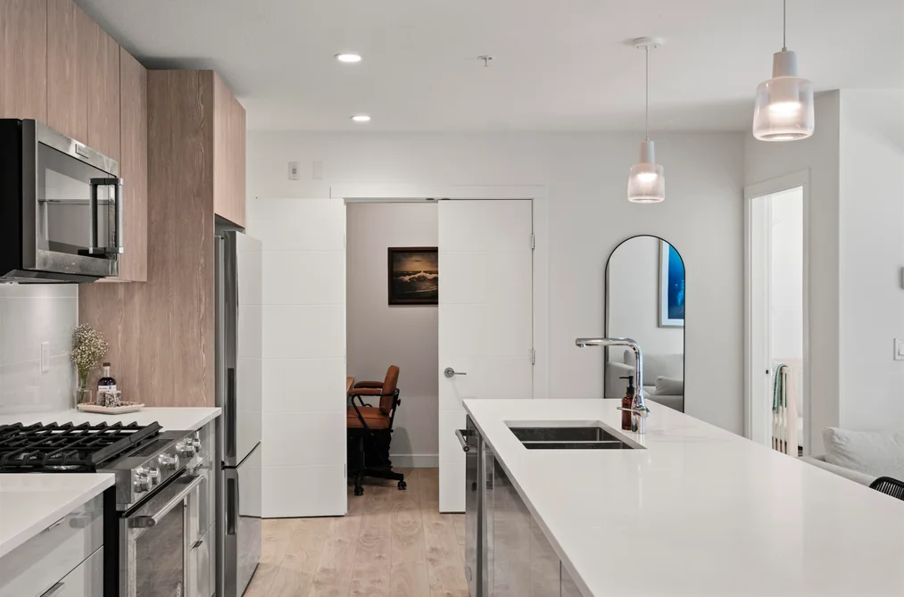 209 128 E 8TH STREET, North Vancouver BC V7L 0H2, North Vancouver BC — Residential for Sale — Photo 18 of 35