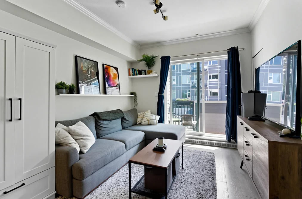 Condo for sale at 209 13678 Grosvenor Road Surrey British Columbia - MLS: R3079672