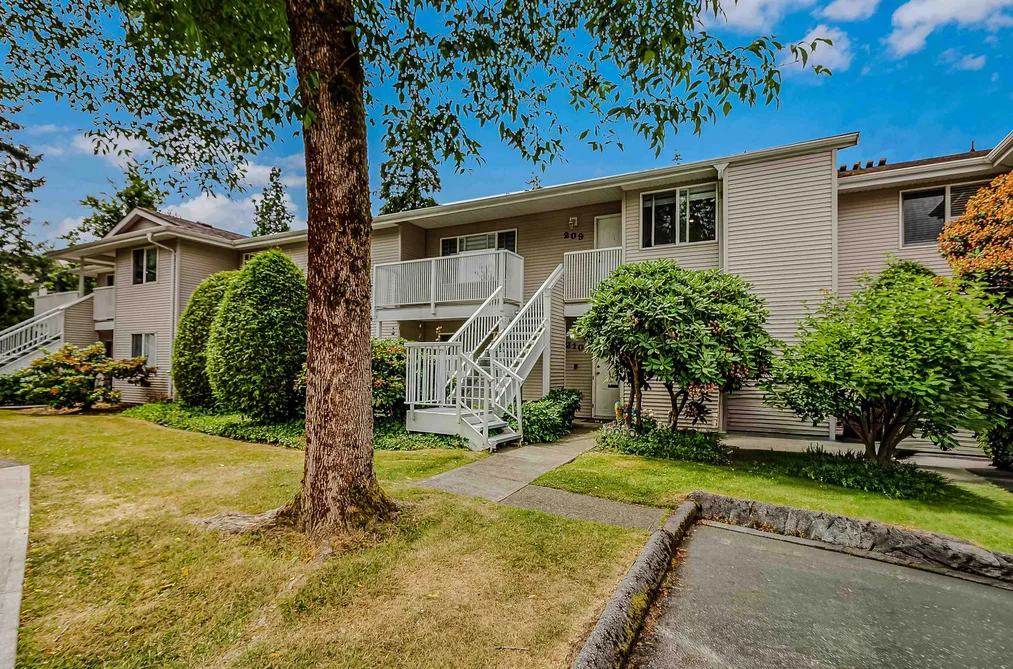 209 13947 72 AVENUE, Surrey BC V3W 2P6, Surrey BC — Residential for Sale — Photo 2 of 25