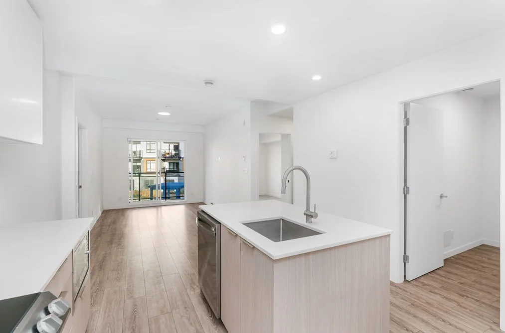 209 13969 96 AVENUE, Surrey BC V3T 4M2, Surrey BC — Residential for Sale - Photo 4