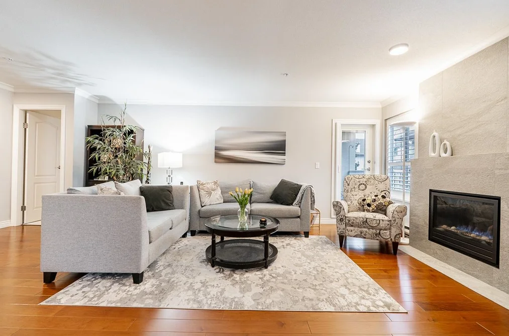 Condo for sale at 209 15272 20 Avenue Surrey British Columbia - MLS: R3089610