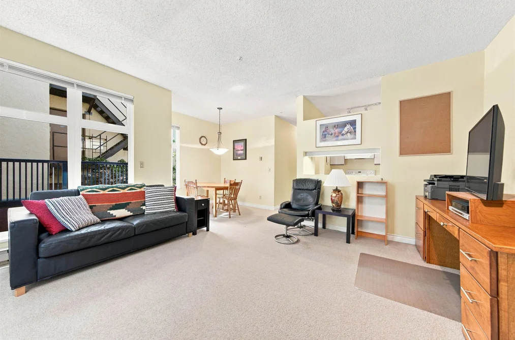 209-1924 Comox Street, Vancouver, BC - Condo for Sale - Photo 4 of 31