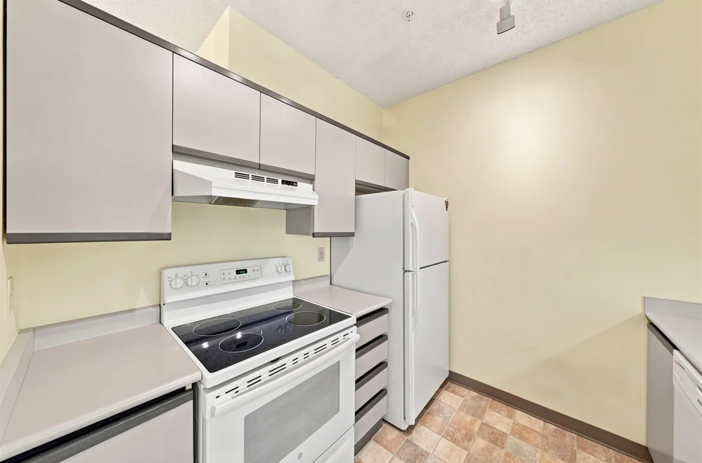 209-1924 Comox Street, Vancouver, BC - Condo for Sale - Photo 8 of 31