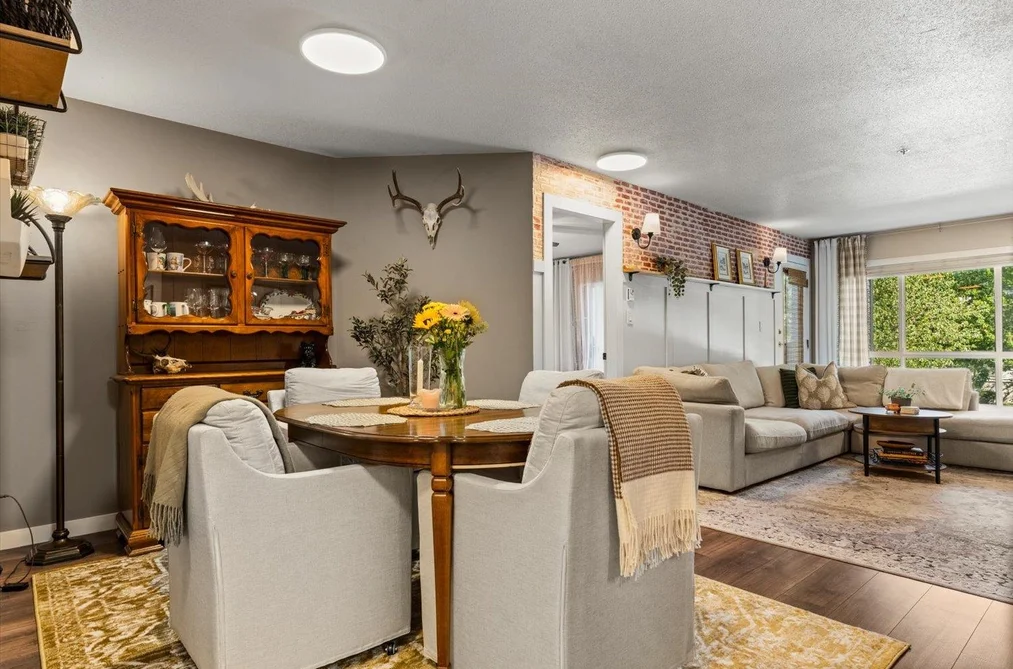 209 20200 54A AVENUE, Langley BC V3A 3W7, Langley BC — Residential for Sale — Photo 10 of 33