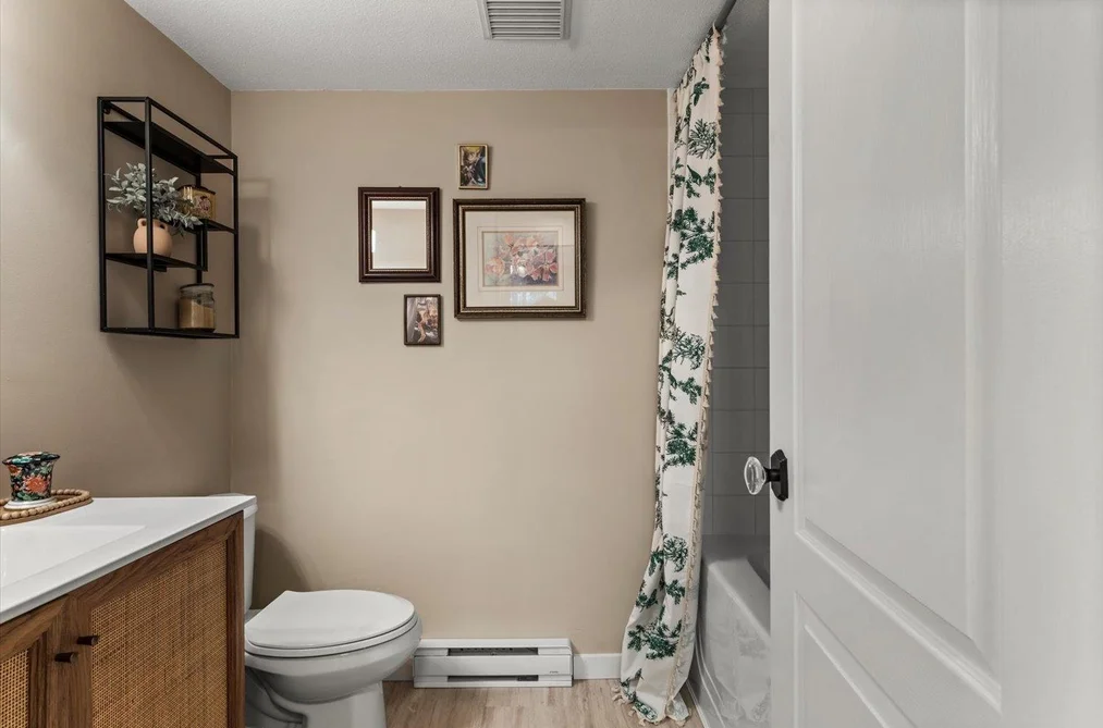 209 20200 54A AVENUE, Langley BC V3A 3W7, Langley BC — Residential for Sale — Photo 24 of 33
