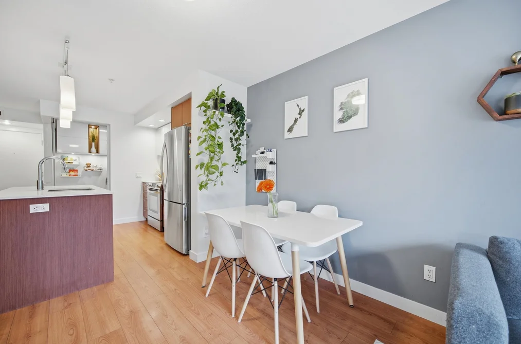 209 221 E 3RD STREET, North Vancouver BC V7L 0C1, North Vancouver BC — Residential for Sale - Photo 7
