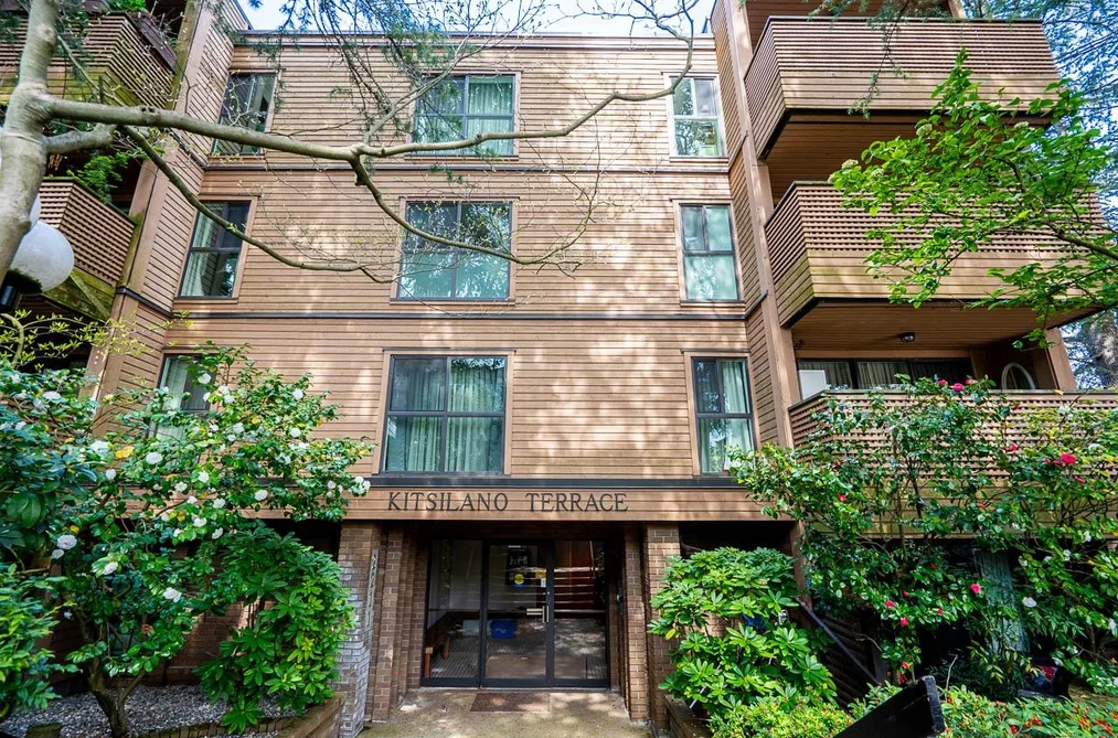 209 2211 W 2ND AVENUE, Vancouver BC V5K 1H8, Vancouver BC — Residential for Sale - Photo 2