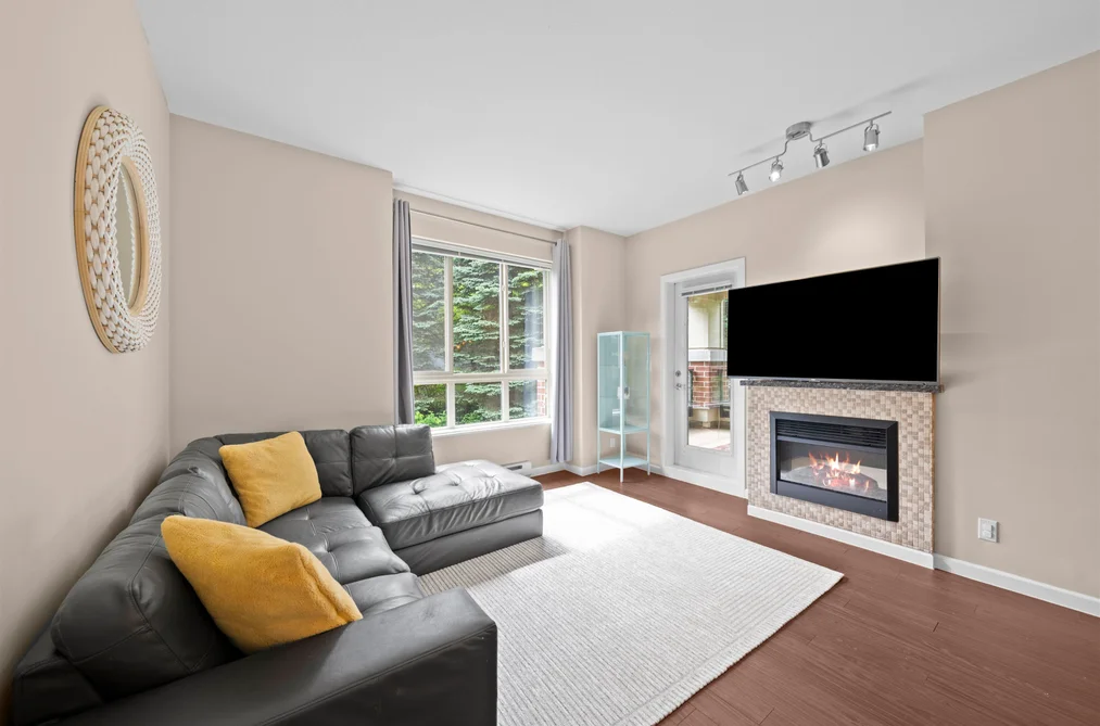 209 270 FRANCIS WAY, New Westminster BC V3L 0C3, New Westminster BC — Residential for Sale - Photo 2