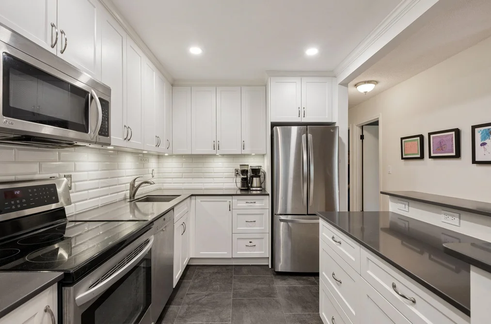 Condo for sale at 209 310 E 3rd Street North Vancouver British Columbia - MLS: R3131156