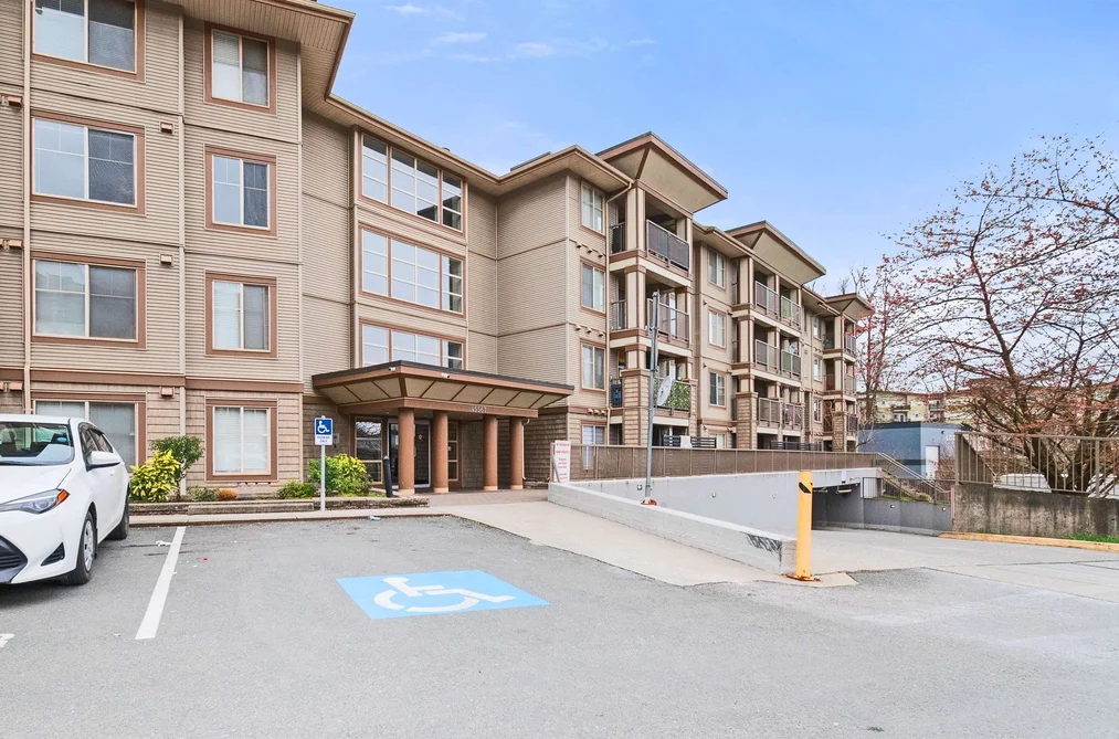 209 45567 YALE ROAD, Chilliwack BC V2P 0B2, Chilliwack BC — Residential for Sale - Photo 2