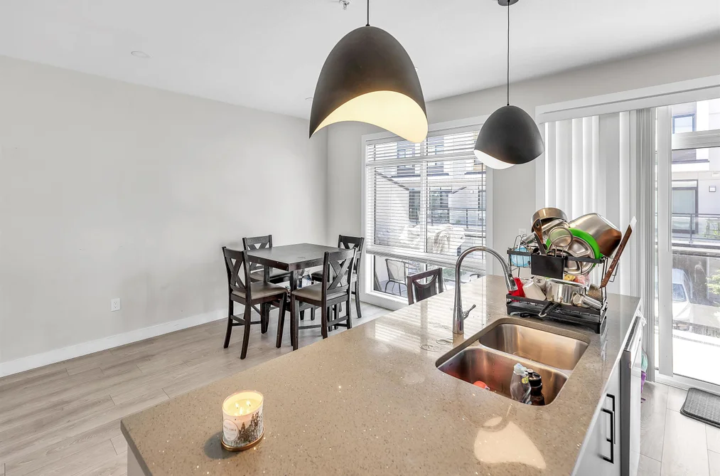 209 46150 THOMAS ROAD, Chilliwack BC V2R 6H3, Chilliwack BC — Residential for Sale - Photo 4