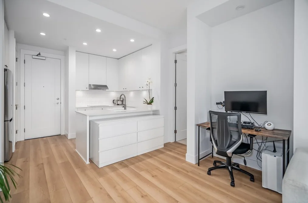 209 708 EDGAR AVENUE, Coquitlam BC V3K 0H3, Coquitlam BC — Residential for Sale - Photo 3