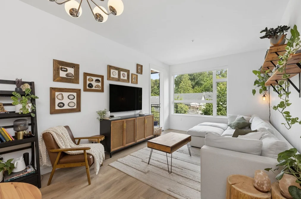 209 715 W 15TH STREET, North Vancouver BC V7M 1T2, North Vancouver BC — Residential for Sale — Photo 4 of 40