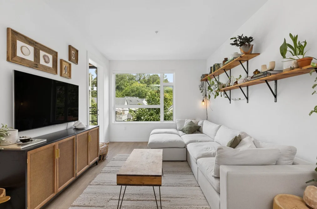 209 715 W 15TH STREET, North Vancouver BC V7M 1T2, North Vancouver BC — Residential for Sale — Photo 5 of 40