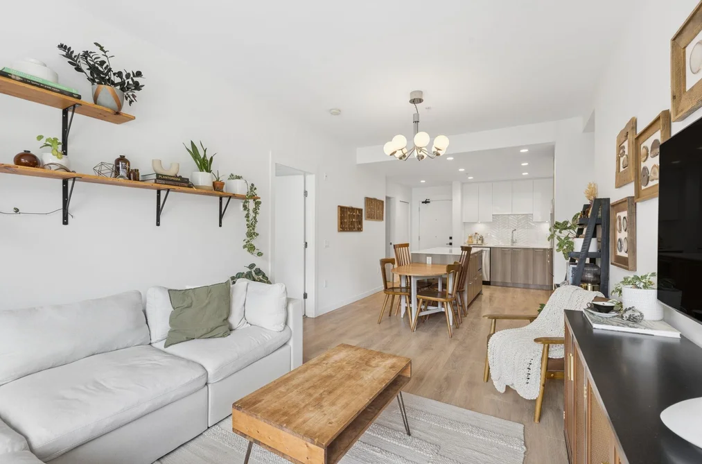 209 715 W 15TH STREET, North Vancouver BC V7M 1T2, North Vancouver BC — Residential for Sale — Photo 9 of 40