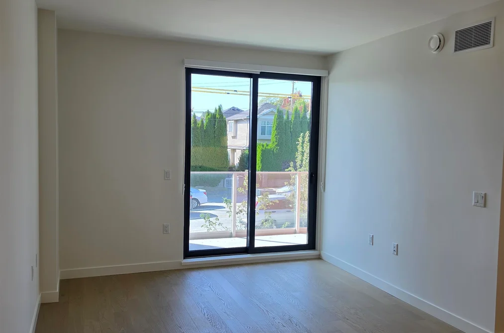 209 - 8398 Oak Street, Vancouver, BC - MLS: R3164501 - Photo 3 209 - 8398 Oak Street, Vancouver, BC - MLS: R3164501 - Photo 3