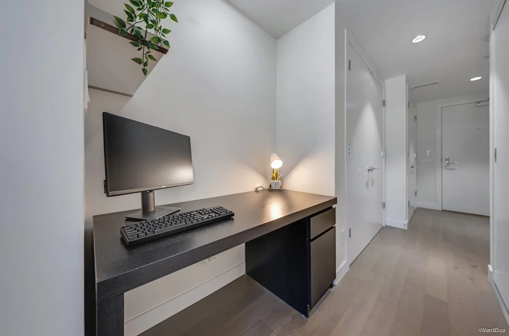 209 9060 UNIVERSITY CRESCENT, Burnaby BC V5A 0E1, Burnaby BC — Residential for Sale - Photo 2