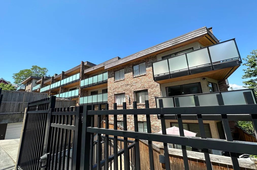 209 930 E 7TH AVENUE, Vancouver BC V5T 1P6, Vancouver BC — Residential for Sale - Photo 2