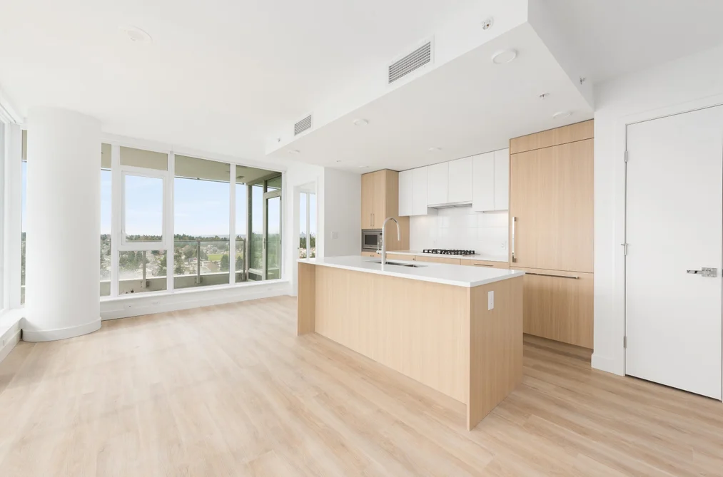 Condo for sale at 209 9675 King George Boulevard Surrey British Columbia - MLS: R3134240