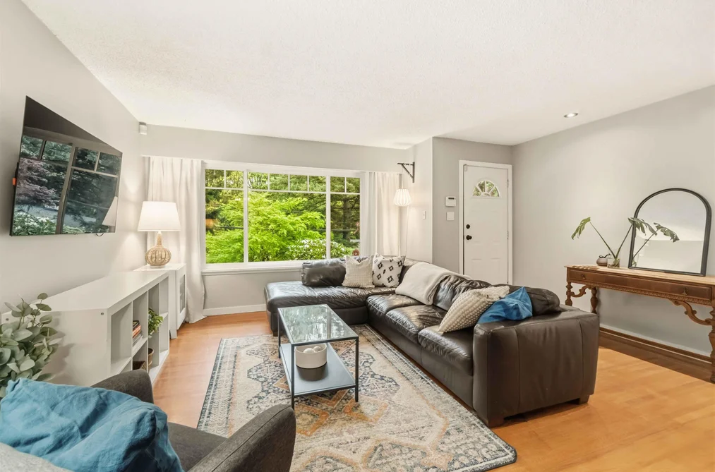 209 CLEARVIEW DRIVE, Port Moody BC V3H 2S7, Port Moody BC — Residential for Sale - Photo 3