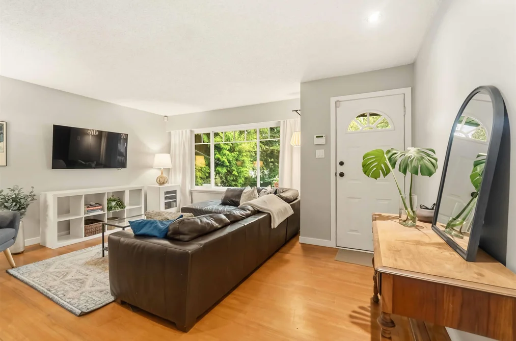 209 CLEARVIEW DRIVE, Port Moody BC V3H 2S7, Port Moody BC — Residential for Sale - Photo 4