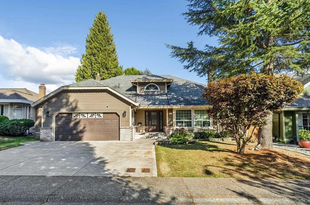 House for sale at 2092 148 Street Surrey British Columbia - MLS: R3163194