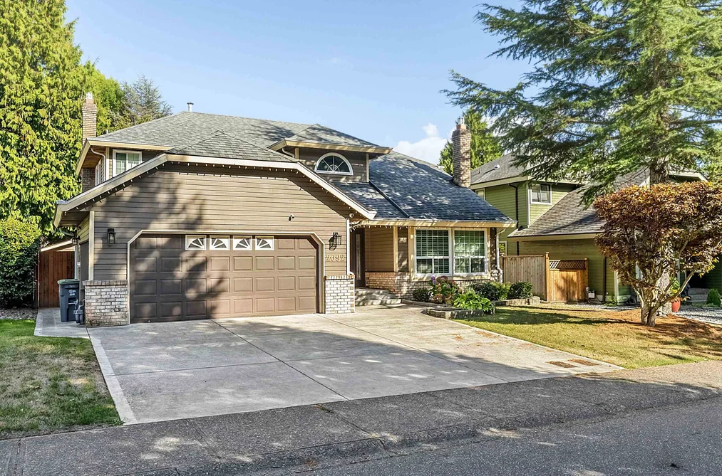 2092 148 Street, Surrey, BC - MLS: R3163194 - Photo 2 2092 148 Street, Surrey, BC - MLS: R3163194 - Photo 2